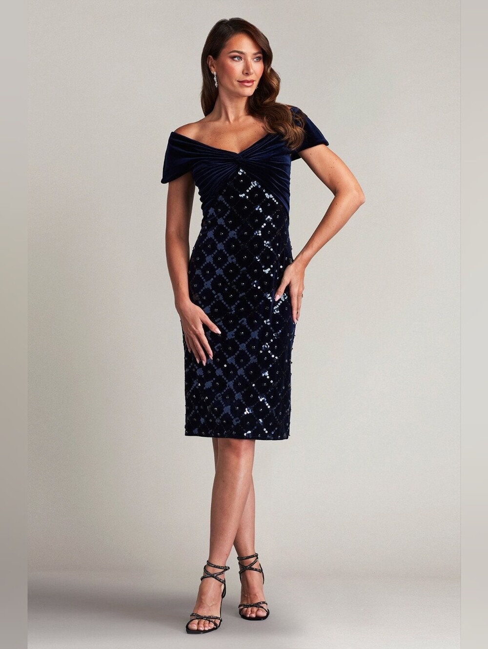 Tadashi Shoji Size XS Royal Navy Lowe Sequin Velvet Dress